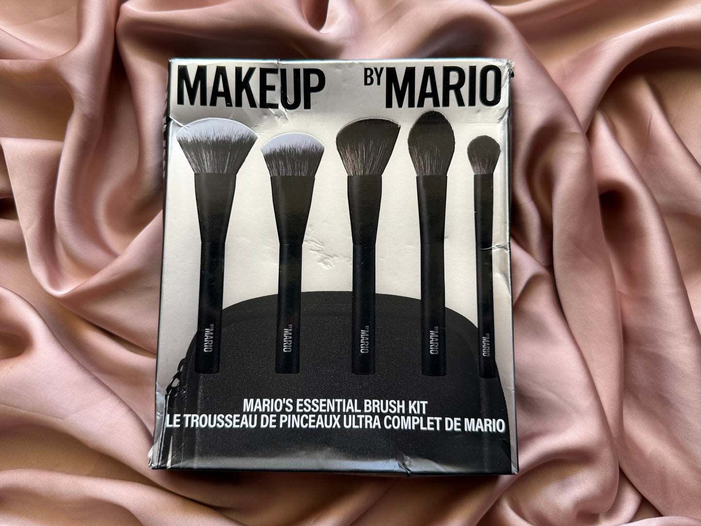 MAKEUP BY MARIO                    MARIO'S ESSENTIAL BRUSH KIT