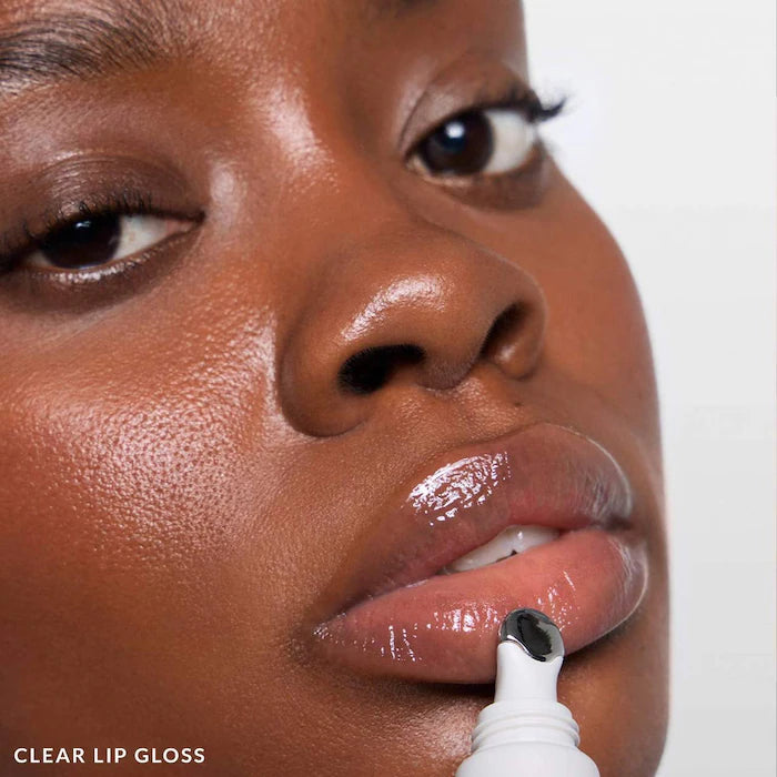 REFY 
Lip Gloss with Hyaluronic Acid ( without packaging )
