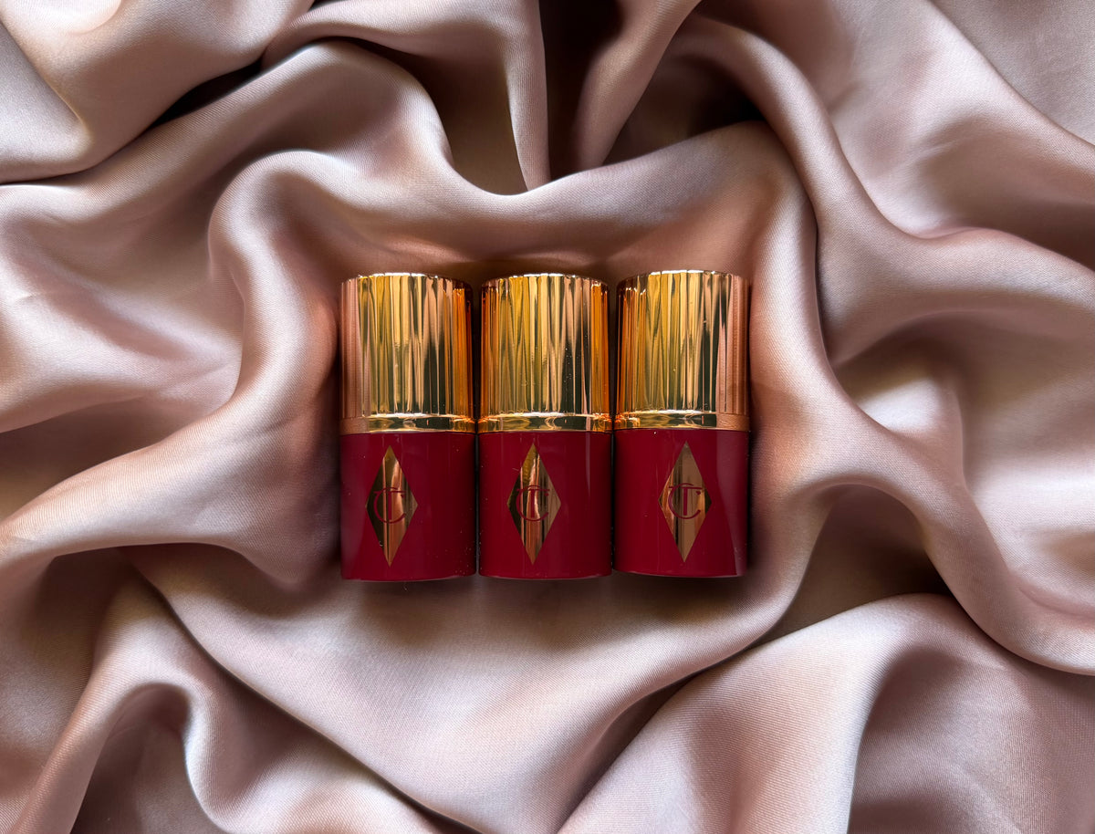 Charlotte Tilbury 
Mini Unreal Blush + Glow Trio