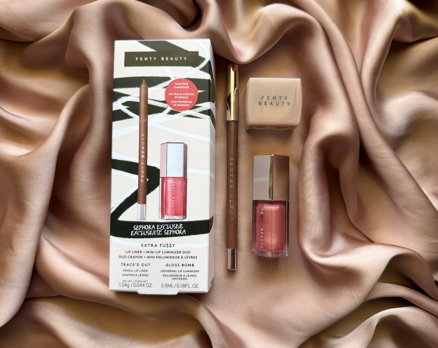 Fenty Beauty by Rihanna 
Extra Fu$$y Lip Liner + Mini Lip Luminizer Duo