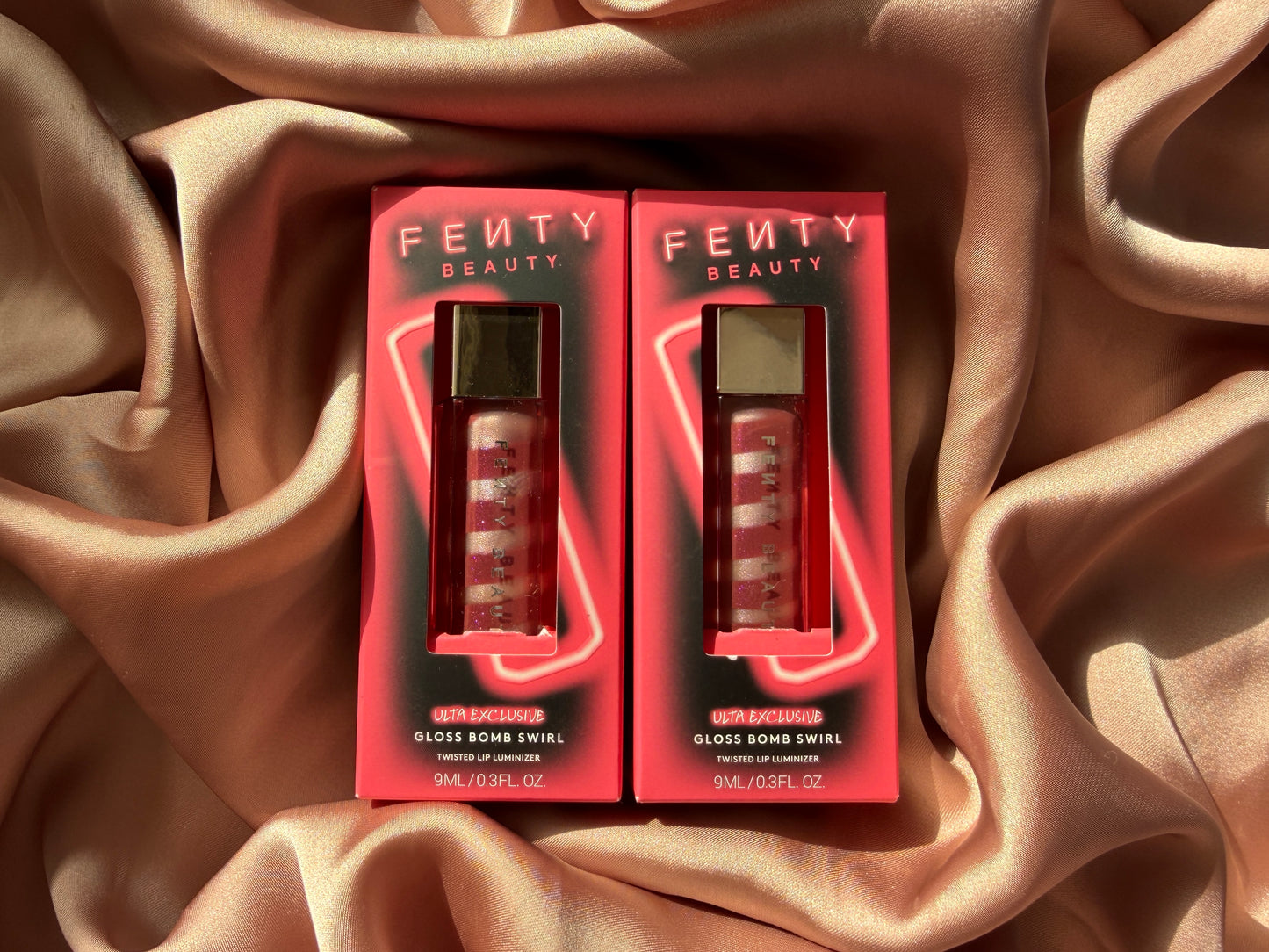 Fenty Beauty GLOSS BOMB SWIRL TWISTED LIP LUMINIZER