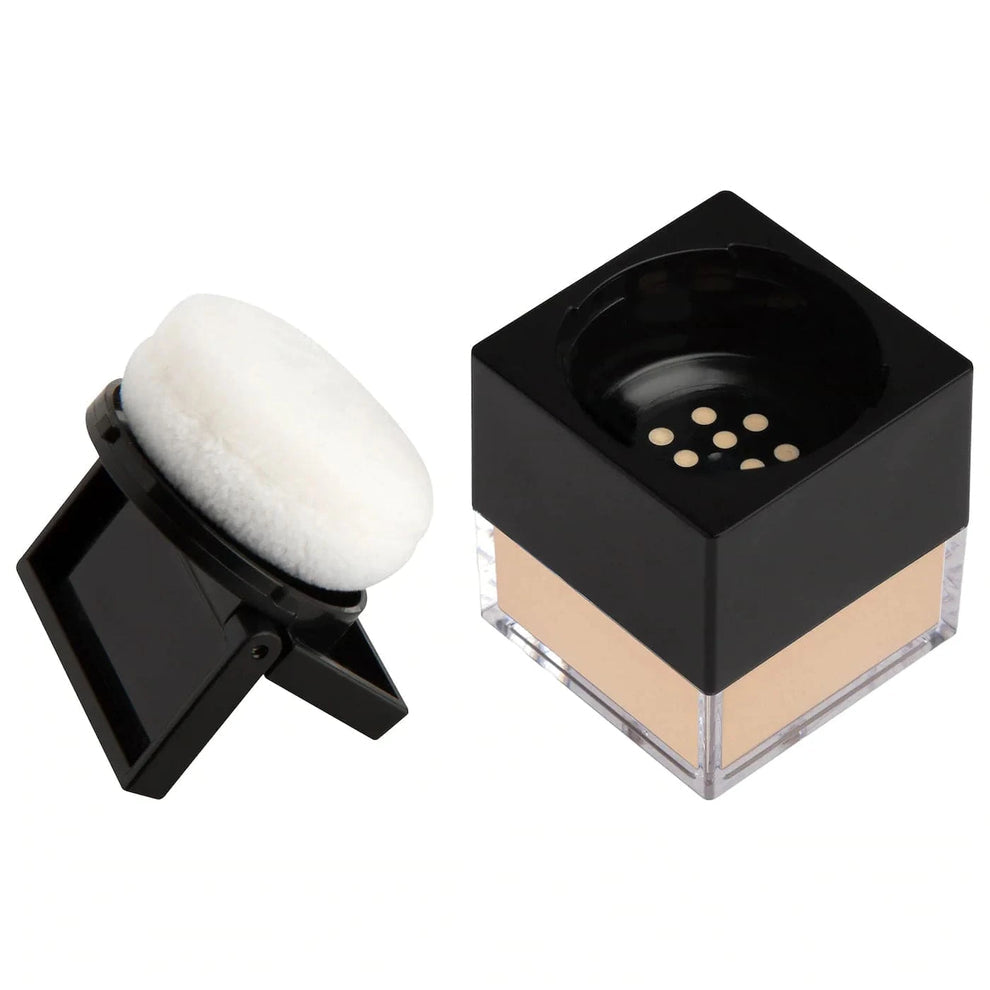 HUDA BEAUTY 
Mini Easy Bake Loose Baking & Setting Powder