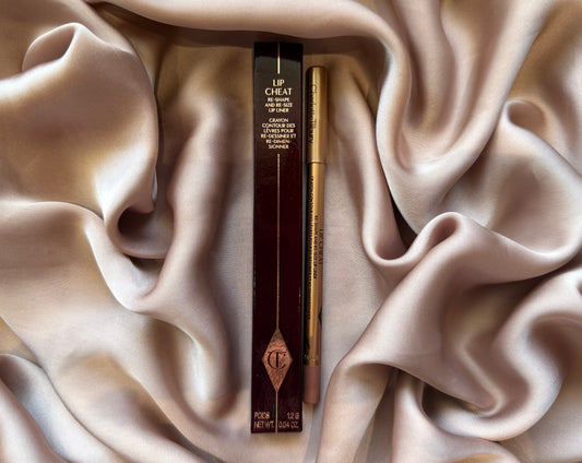 Charlotte Tilbury 
Lip Cheat Long-Lasting Waterproof Lip Liner