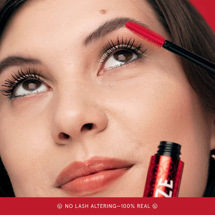 ONE/SIZE by Patrick Starrr 
Mini Fantasize Lifting & Lengthening Mascara