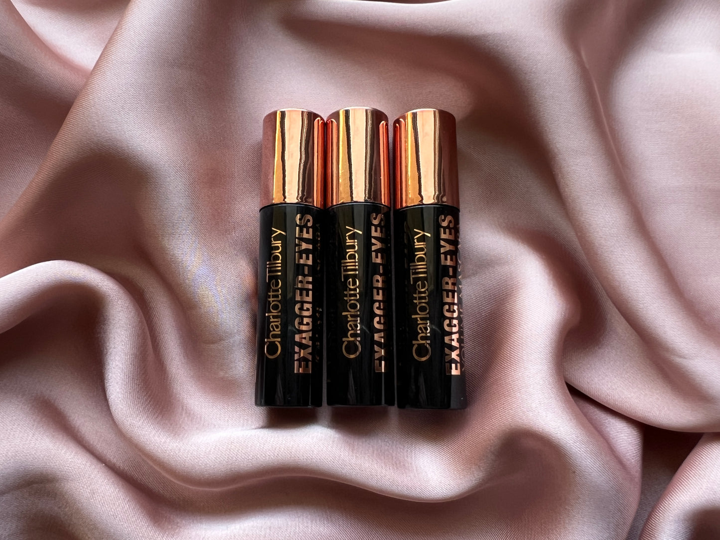 Charlotte Tilbury 
Mini Exagger-eyes Volumizing and Curling Mascara