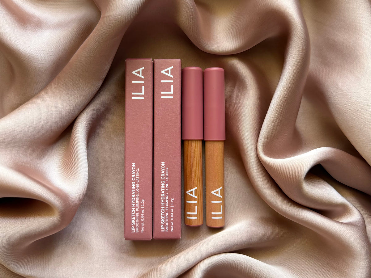 ILIA 
Lip Sketch Hydrating Lipstick + Lip Liner Crayon