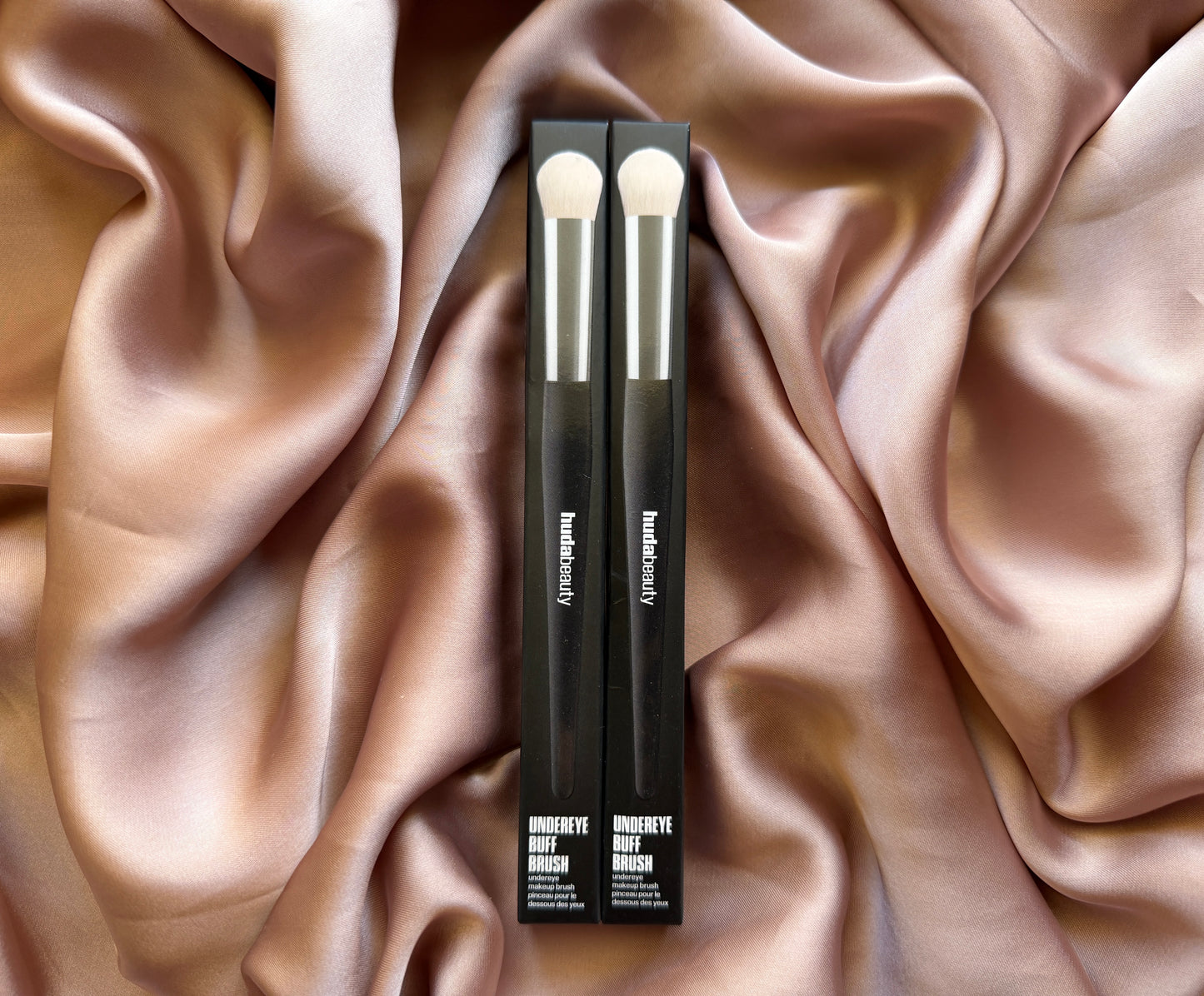 HUDA BEAUTY UNDEREYE BUFF BRUSH