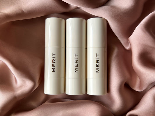 MERIT 
Day Glow Dewy Highlighting Balm