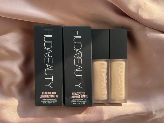 HUDA BEAUTY 
#FauxFilter Matte Buildable Coverage Waterproof Concealer