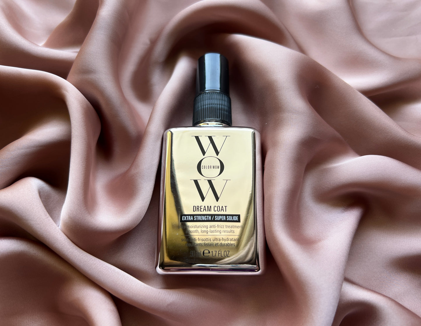 COLOR WOW 
Mini Extra Strength Dream Coat Ultra-Moisturizing Anti-frizz Treatment