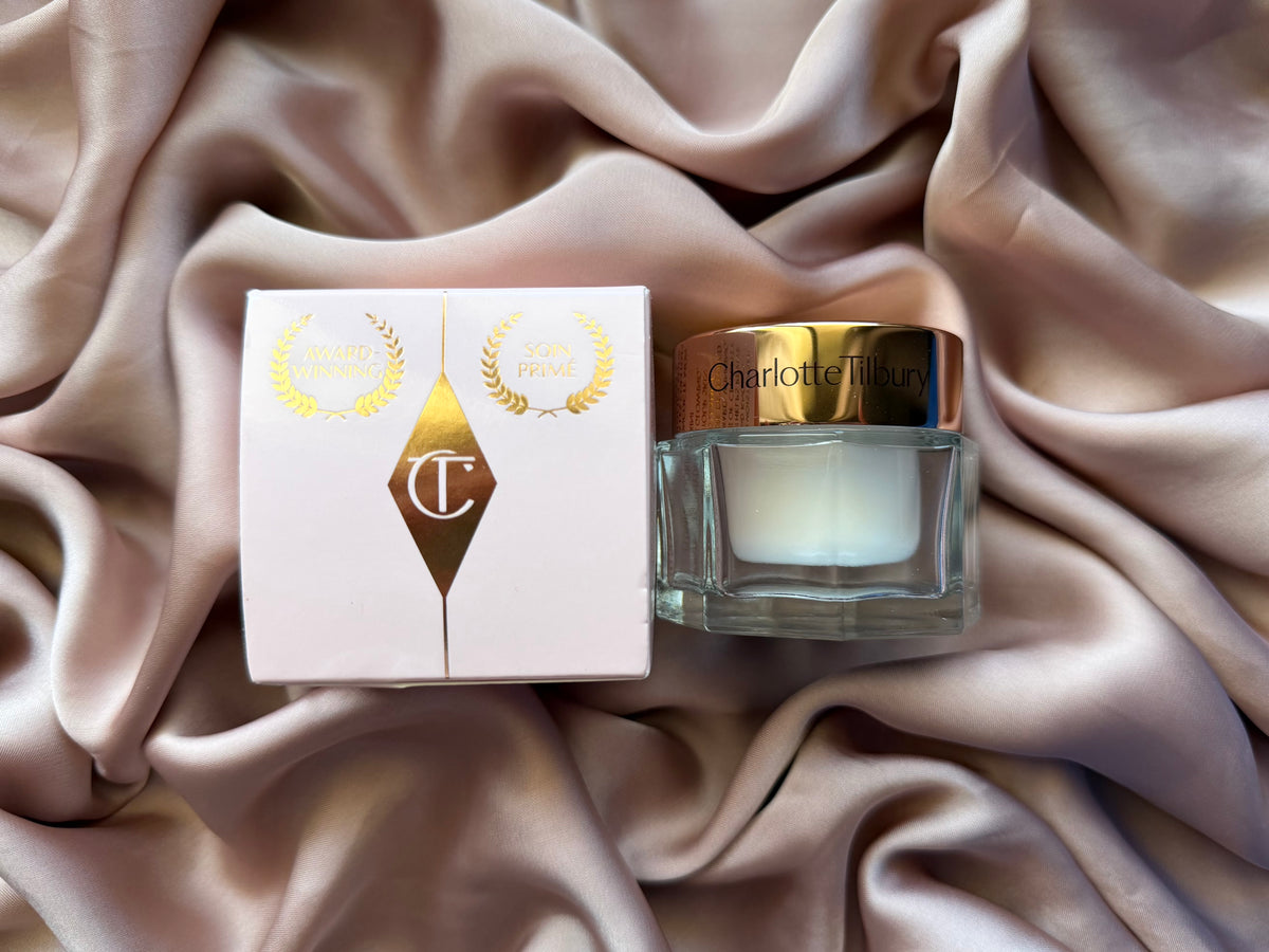 Charlotte Tilbury 
Magic Cream Anti-Aging Moisturizer with Hyaluronic Acid