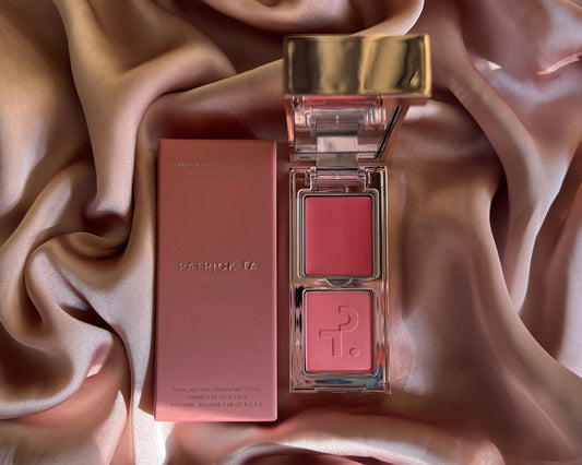 PATRICK TA 
Mini Major Headlines Double-Take Crème & Powder Blush Duo