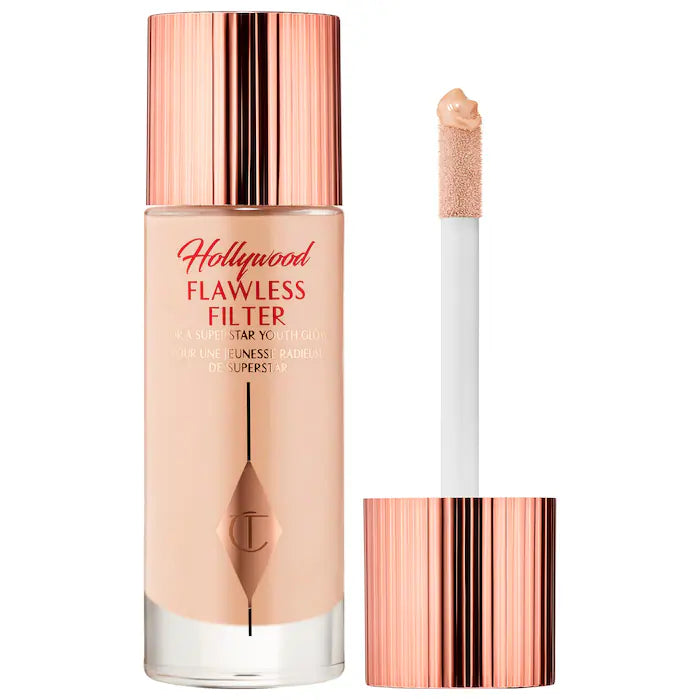 Charlotte Tilbury 
Hollywood Flawless Filter