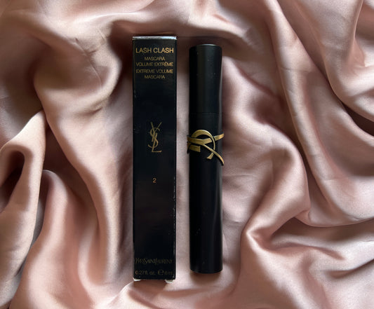 Yves Saint Laurent 
Lash Clash Extreme Volume Mascara