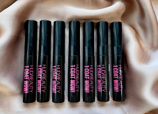 HUDA BEAUTY
1 Coat WOW! Extra Volumizing and Lifting Mascara