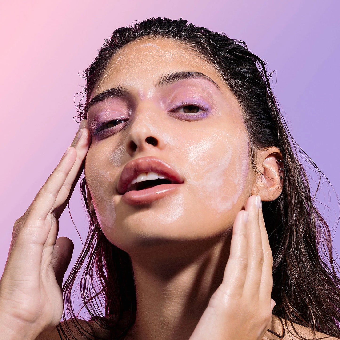 Glow Recipe 
Blueberry Bounce Gentle Cleanser