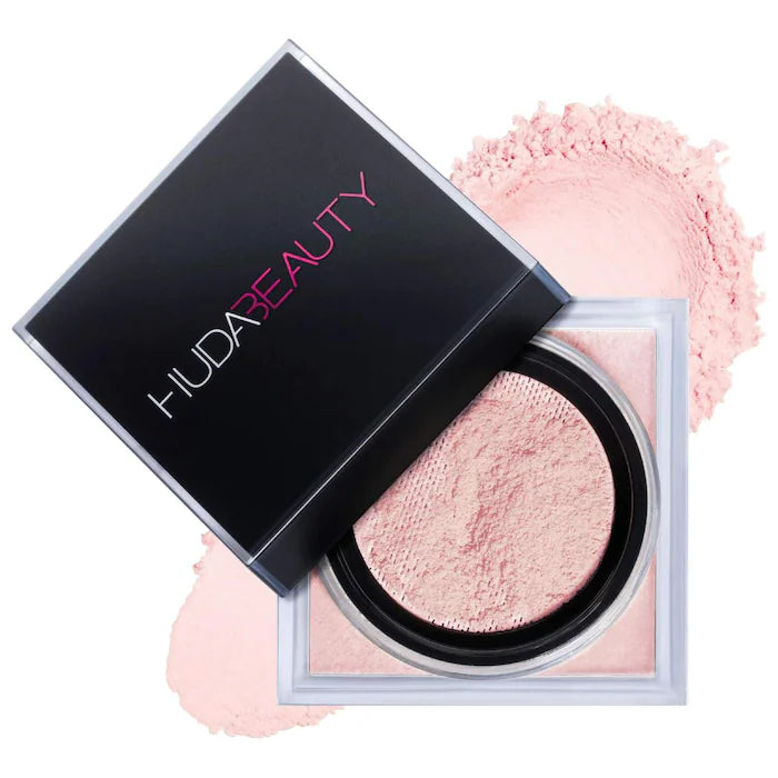 HUDA BEAUTY
Easy Bake Loose Baking & Setting Powder ( Fragrance Free )