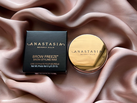Anastasia Beverly Hills 
Brow Freeze® Strong-Hold Laminated-Look Sculpting Wax