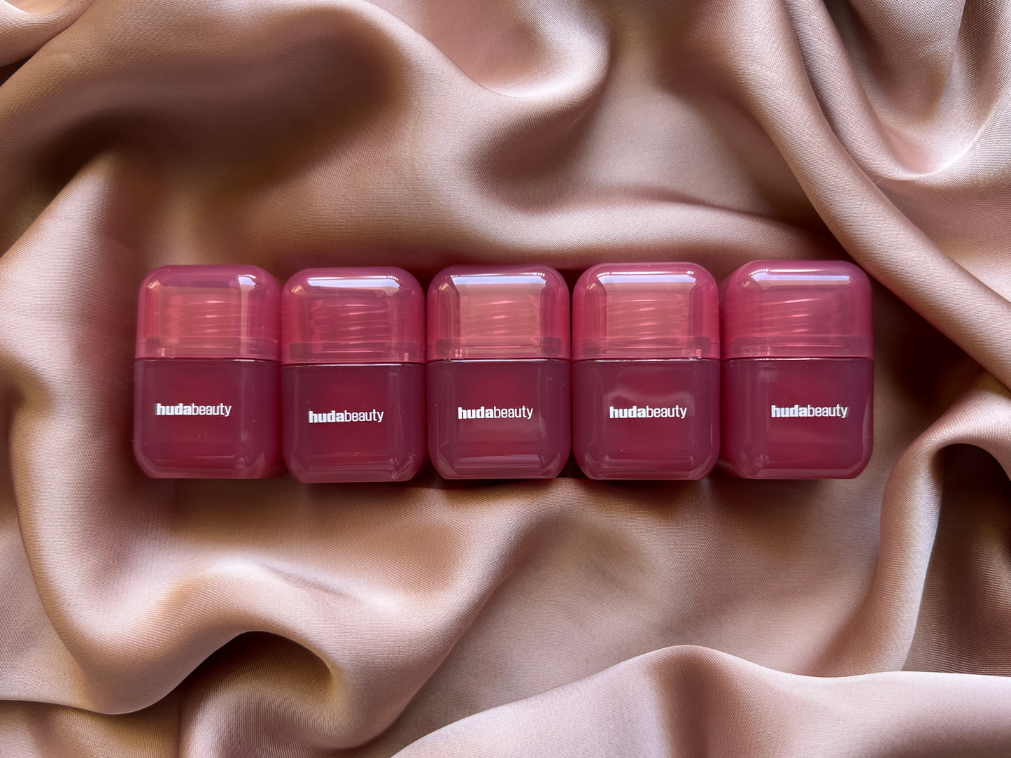 Sephora Favorites 
Gleamy Dreamy Makeup Value Set ( Sold seperately )