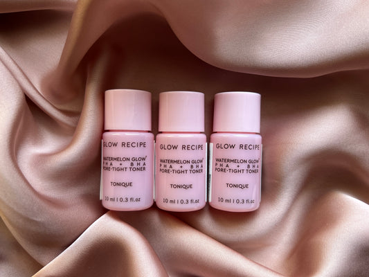 Glow Recipe 
Watermelon Glow PHA + BHA Pore-Tight Toner (10 mL)