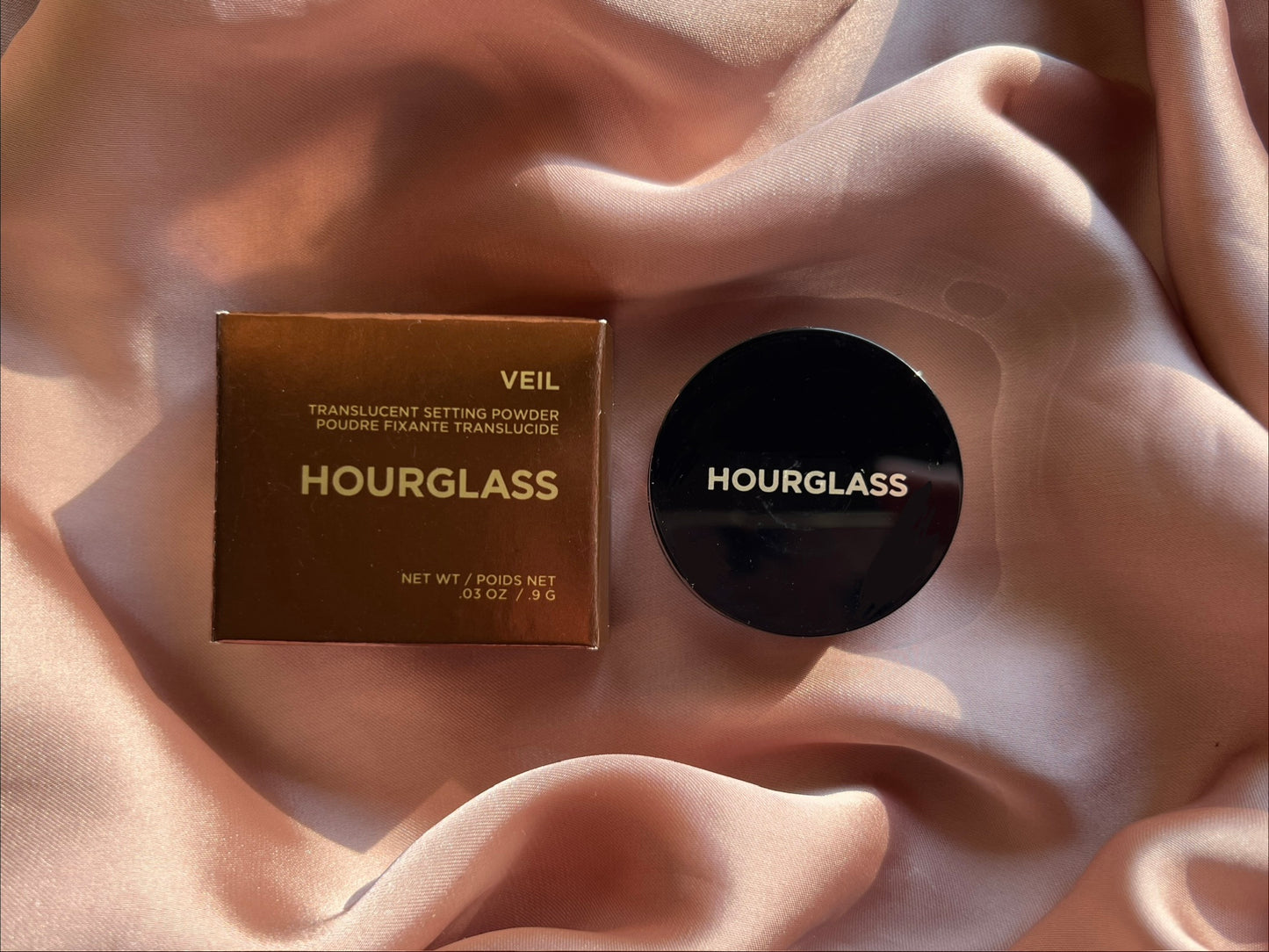 Hourglass 
Mini Veil™ Translucent Setting Powder - Talc Free