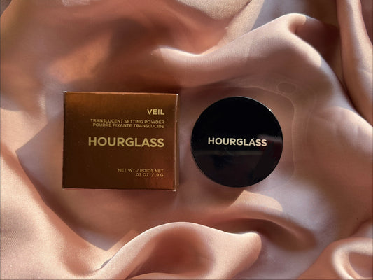 Hourglass 
Mini Veil™ Translucent Setting Powder - Talc Free