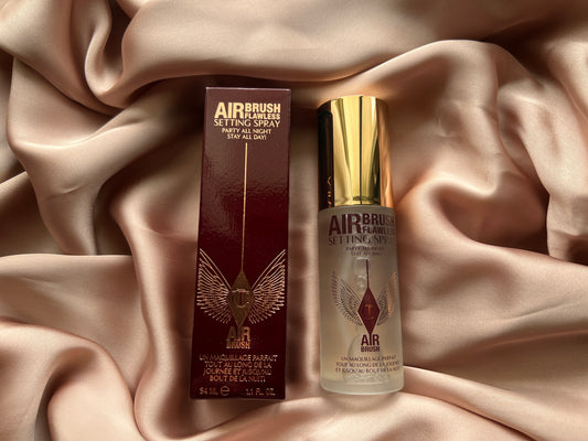 Charlotte Tilbury 
Mini Airbrush Flawless Setting Spray
