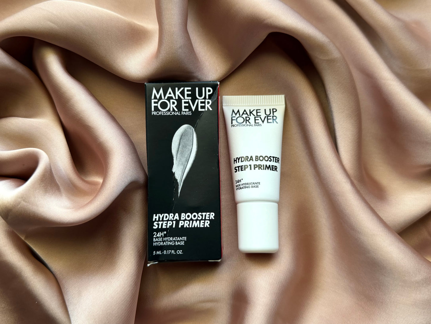 MAKE UP FOR EVER 
Step 1 Primer Hydra Booster