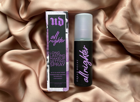 Urban Decay 
All Nighter Waterproof Makeup Setting Spray