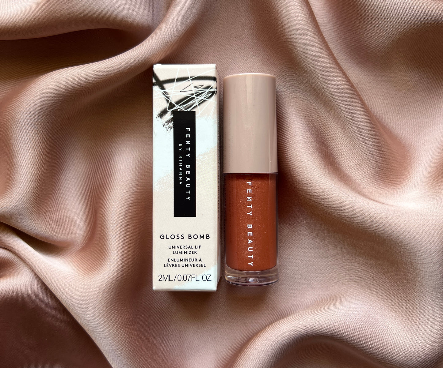 Fenty Beauty by Rihanna Gloss Bomb Universal Lip Luminizer