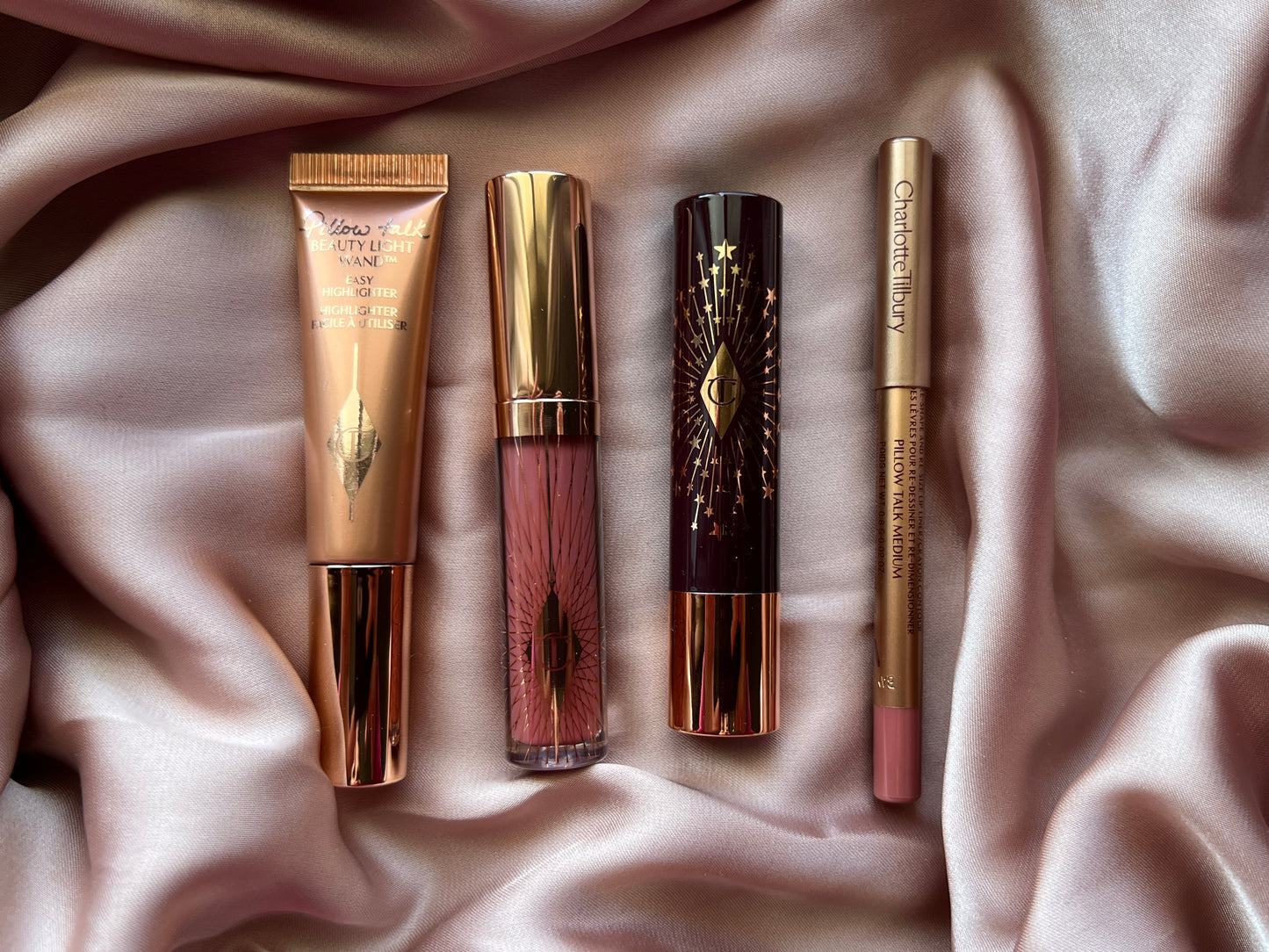 Charlotte Tilbury 
Pillow Talk Iconic Lip and Cheek Secrets Set