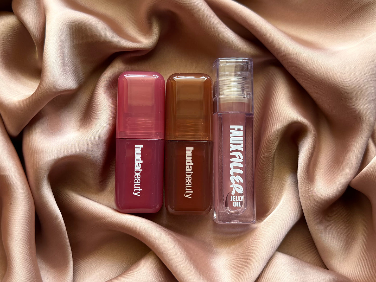 HUDA BEAUTY
Habibti Lip & Cheek Best-Sellers Bronze Nudes Set