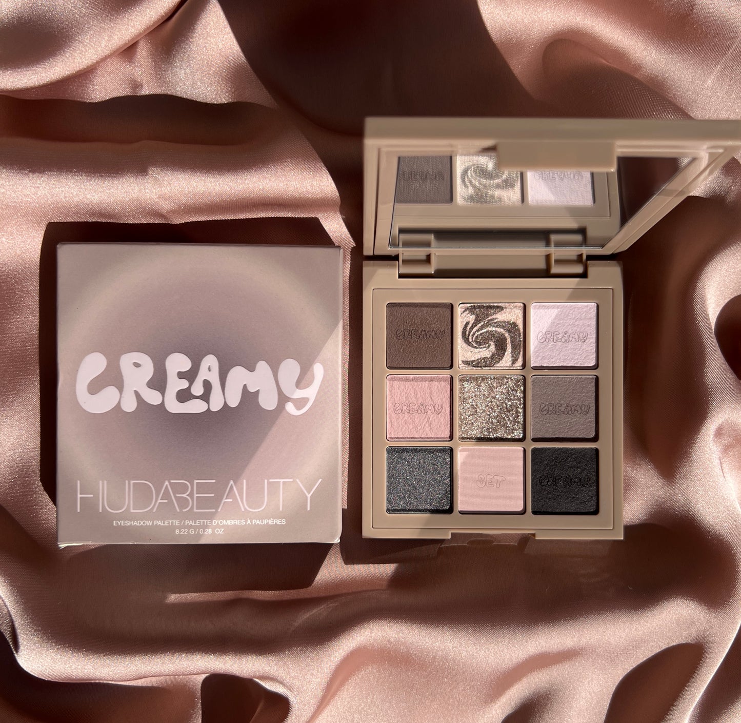 HUDA BEAUTY 
Creamy Obsessions Eyeshadow Palette